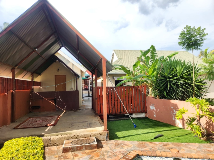 3 Bedroom Property for Sale in Geelhoutpark North West